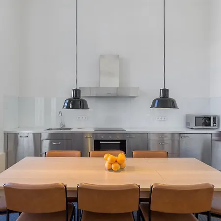 The White Box House * Порту