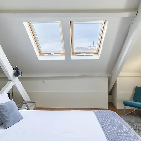 The White Box House Guest house *