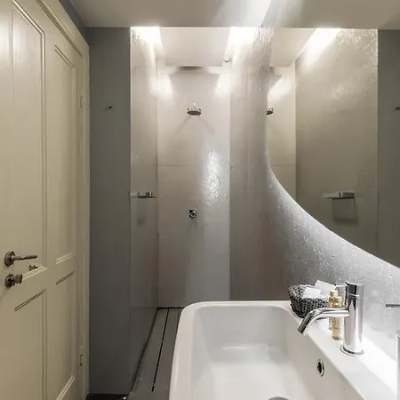 The White Box House Guest house