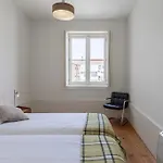 בית הארחה The White Box House