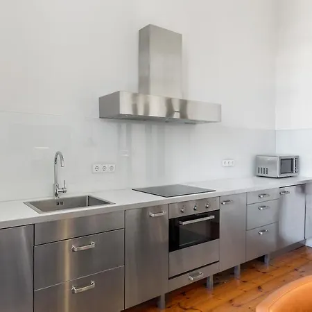 The White Box House Guest house *