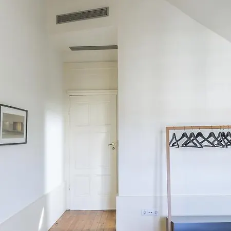 Penzion The White Box House Porto
