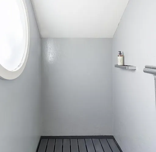 The White Box House Guest house Porto