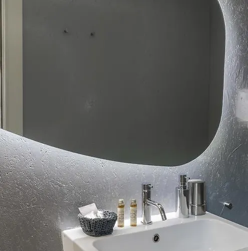 The White Box House * Porto